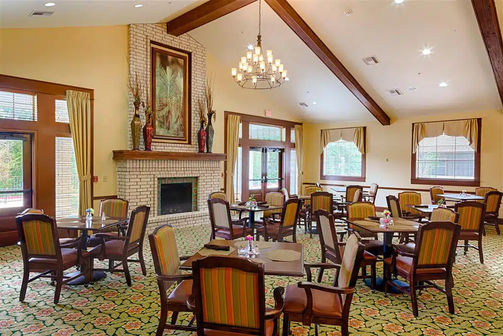 Larkspur dining room