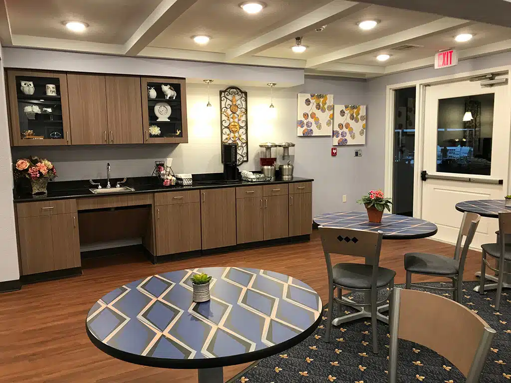 Oakwood Manor cafe