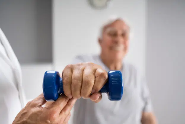 How Therapy in a Skilled Nursing Facility Supports Recovery